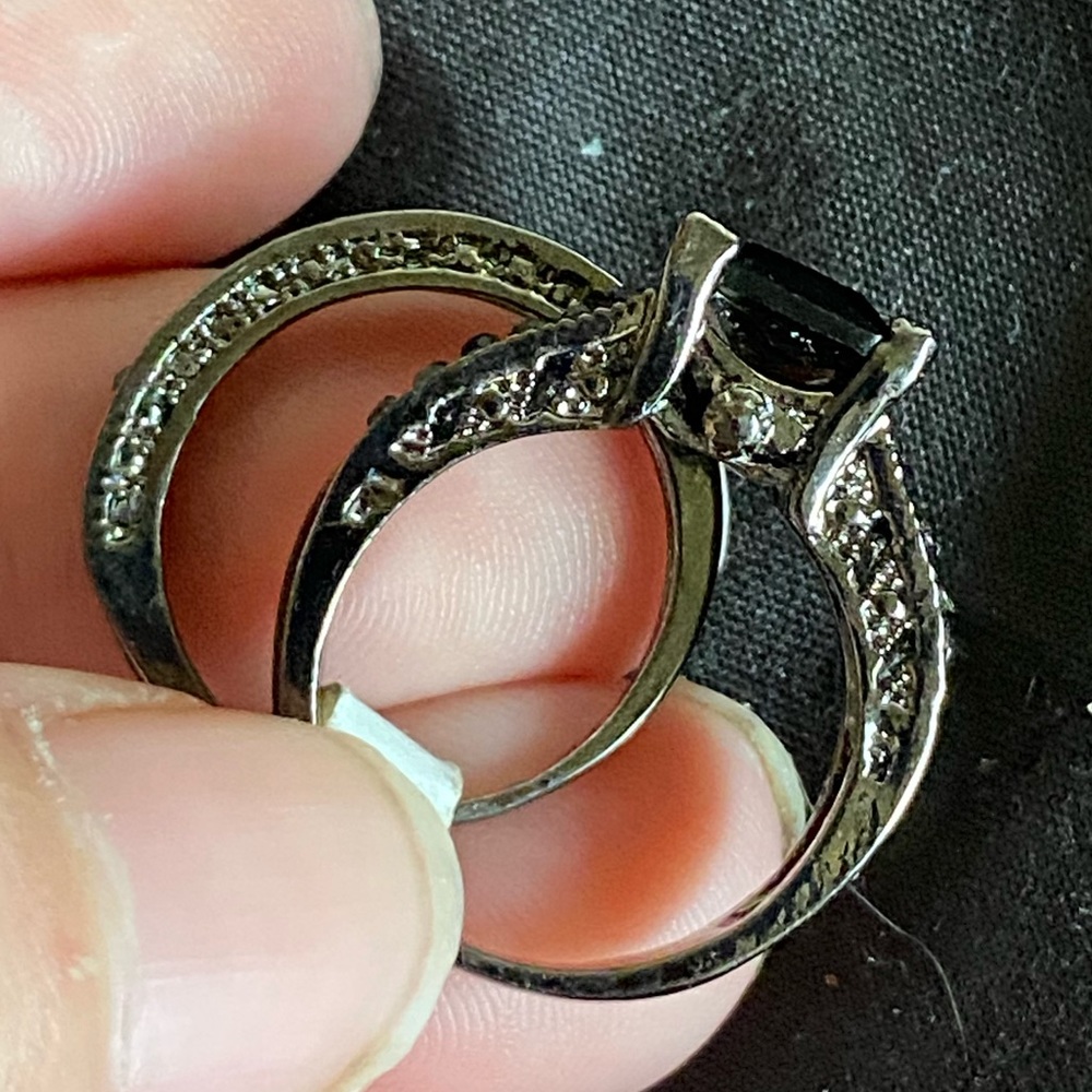 HP💎Black Sapphire 14KT Black Gold Filled Ring Set - Picture 14 of 15